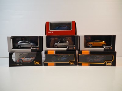 Lot 252 - A group of 1:43 scale models to include IXO...