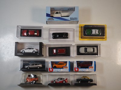 Lot 257 - A group of boxed and unboxed 1:43 scale models...