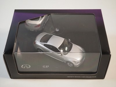 Lot 267 - A group of 1:43 scale boxed models to include...