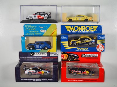 Lot 321 - A group of boxed and unboxed 1:43 scale models...