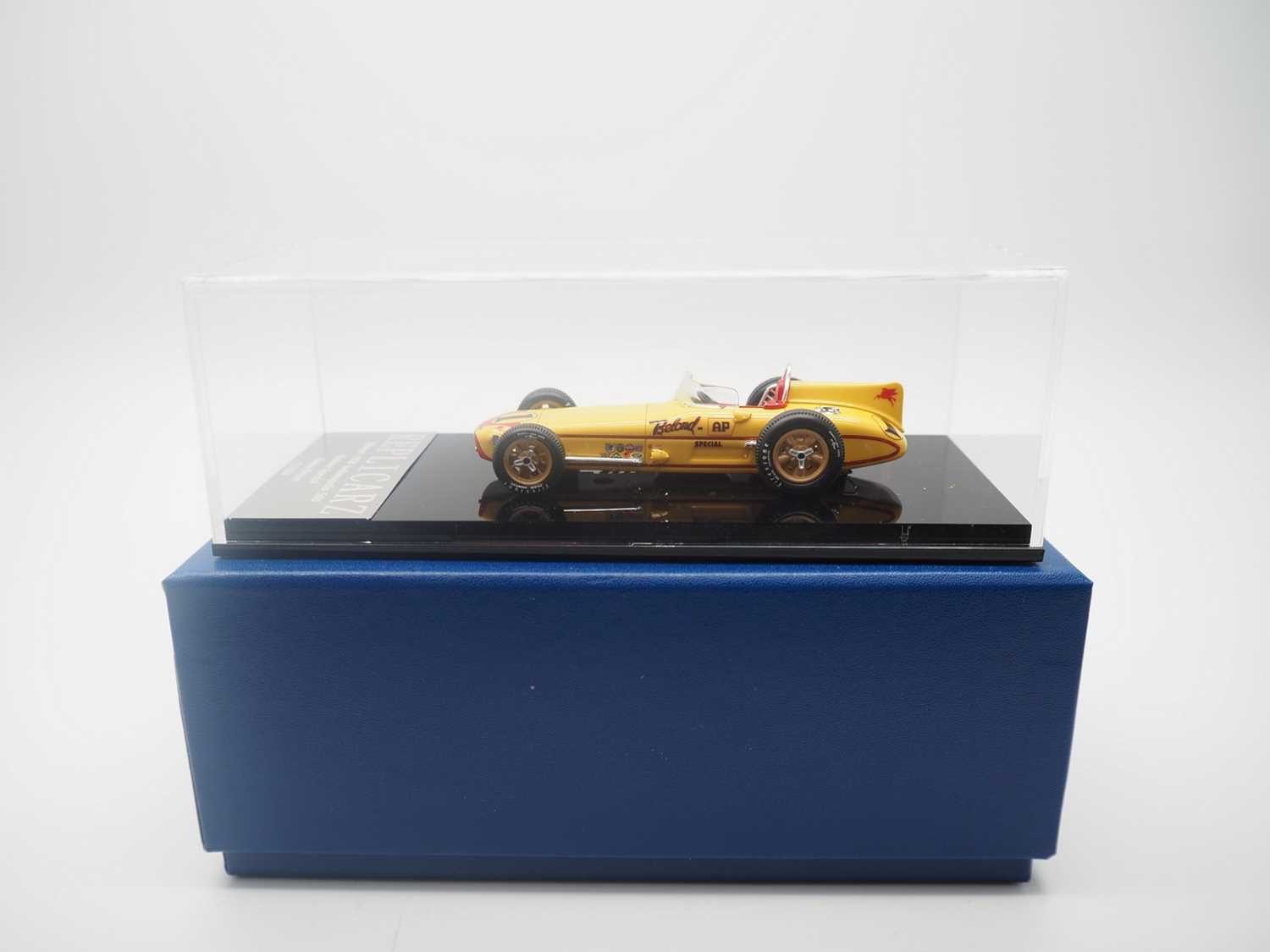 Lot 385 - A 1:43 scale REPLICARZ R43018, ltd edition