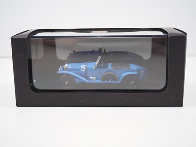 Lot 408 - A group of boxed 1:43 scale models by PINKO...