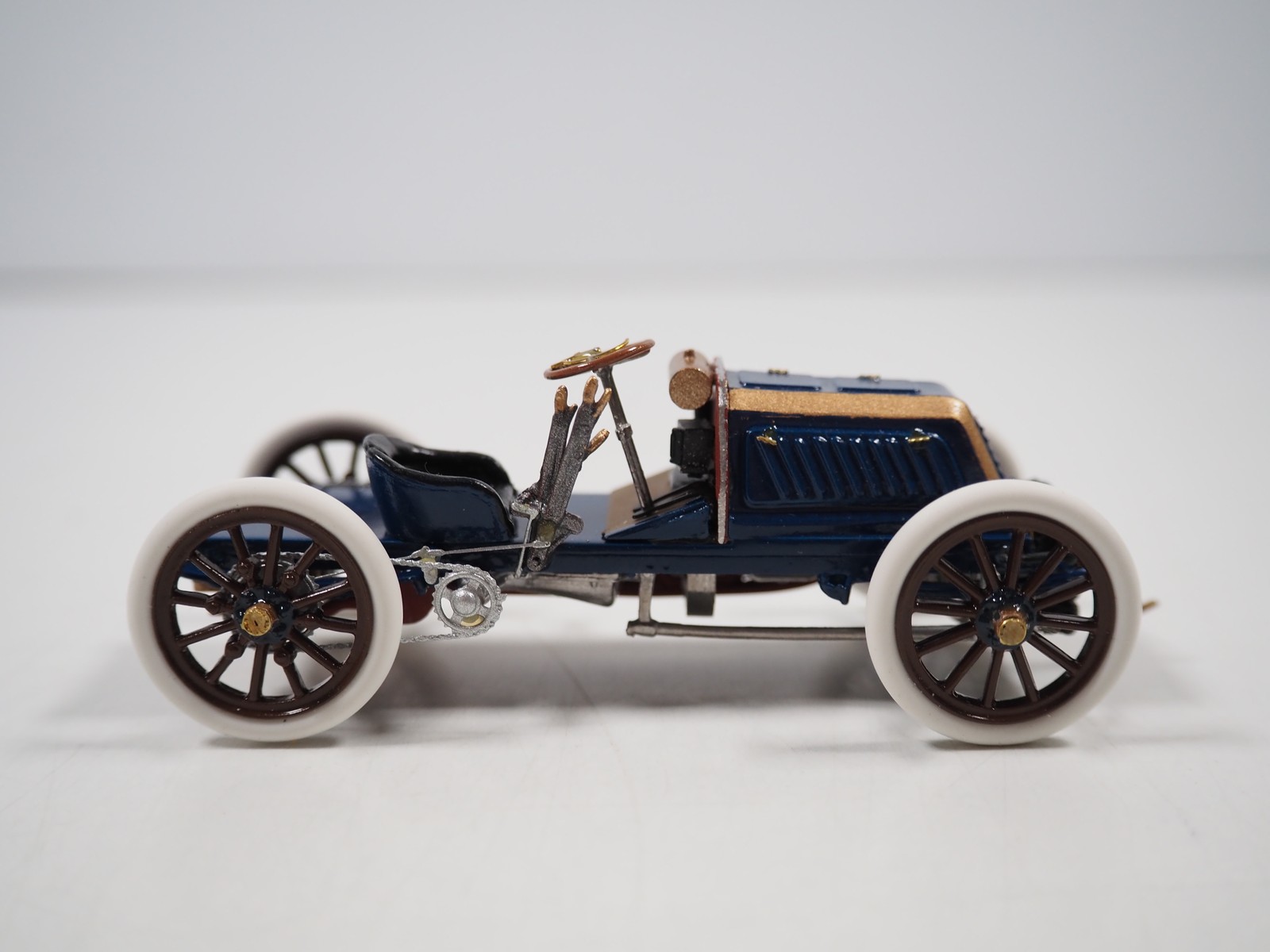 Lot 488 - A 1:43 scale MACH ONE MODELS (by Ian Jones)