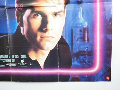 Lot 14 - COCKTAIL (1988) starring Tom Cruise, Bryan...