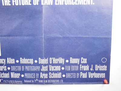 Lot 342 - ROBOCOP (1987) starring Peter Weller with Mike...