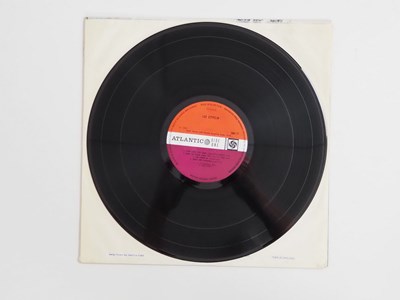 Lot 421 - LED ZEPPELIN - LED ZEPPELIN (1969) - First...