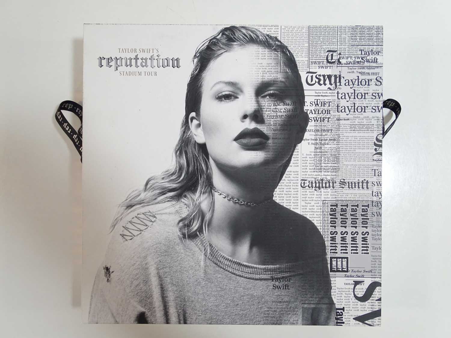 Lot 524 - TAYLOR SWIFT - Reputation Stadium Tour sample...