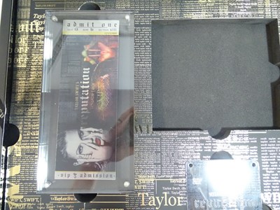 Lot 524 - TAYLOR SWIFT - Reputation Stadium Tour sample...