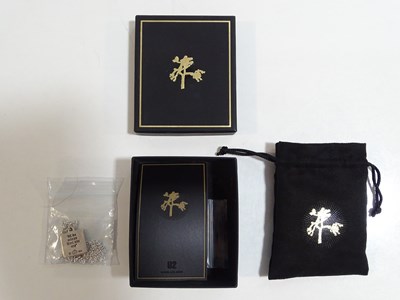 Lot 533 - U2 -Collection of promotional merchandise to...