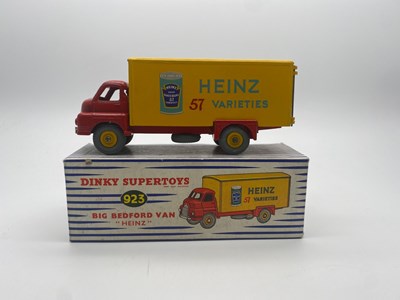 Lot 153 - A DINKY No 923 Big Bedford 'Heinz 57 Varieties'...