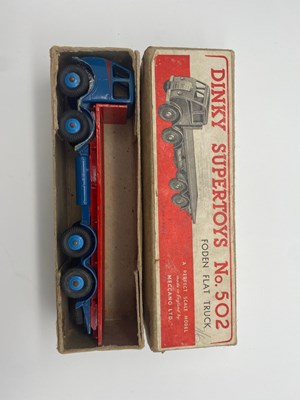 Lot 163 - A DINKY No 502 Foden Flat Truck (Type 1 Cab)-...
