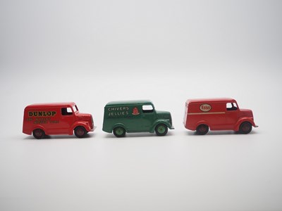 Lot 189 - A group of unboxed DINKY toys Trojan vans...