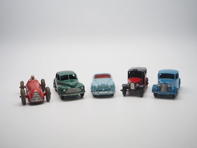 Lot 193 - A group of DINKY cars comprising a 140a (106)...