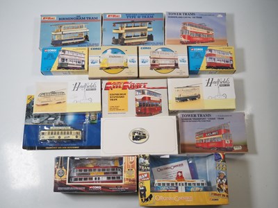Lot 210 - A group of assorted diecast and unbuilt kit...