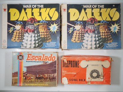 Lot 235 - A group of vintage games to include DENNY...