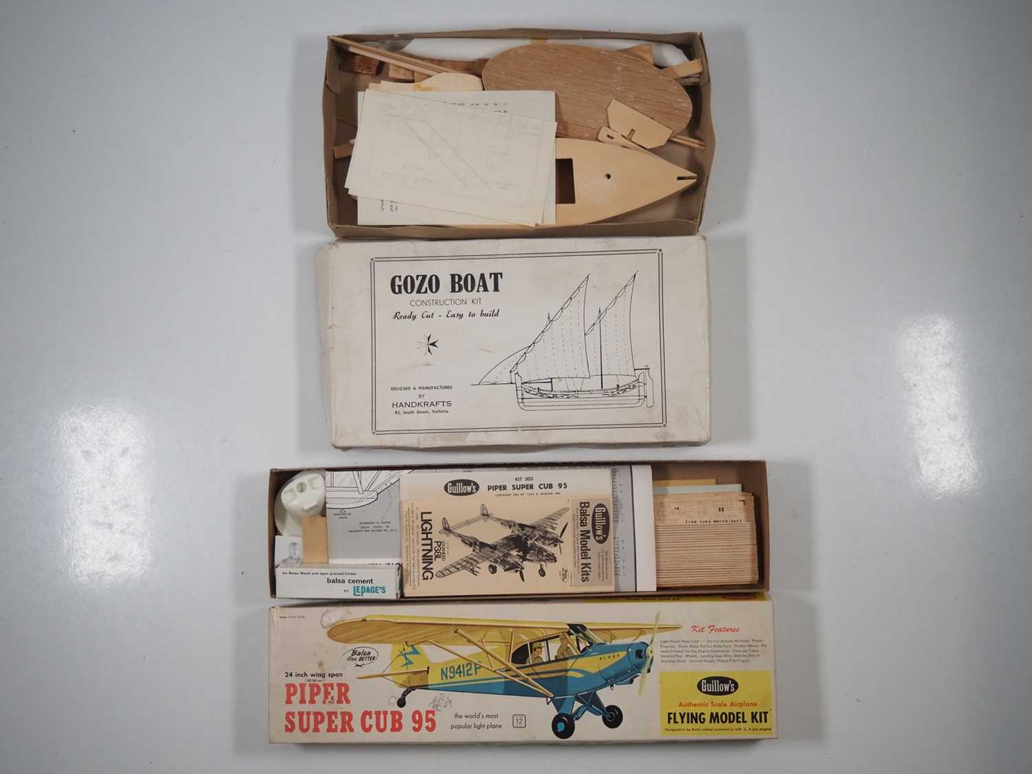 Lot 246 - A pair of unbuilt vintage model kits