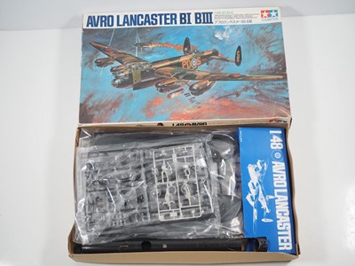 Lot 262 - A group of assorted kits to comprise of AIRFIX,...