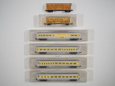 Lot 308 - A small group of American outline N gauge...