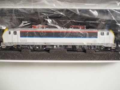 Lot 324 - An LS MODELS HO gauge Belgian outline Serie 18...