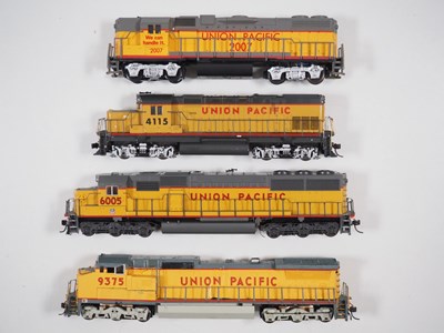 Lot 339 - A group of unboxed American outline HO gauge...