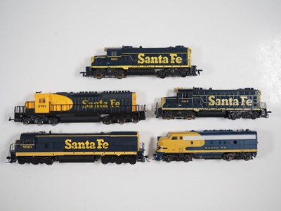 Lot 345 - A group of unboxed American outline HO gauge...