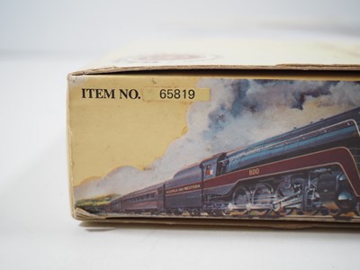 Lot 353 - A BACHMANN American outline HO gauge Class J...