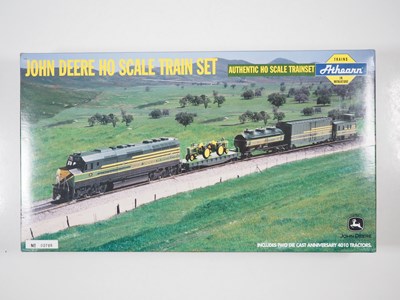 Lot 354 - An ATHEARN John Deere HO gauge 4th Collector's...