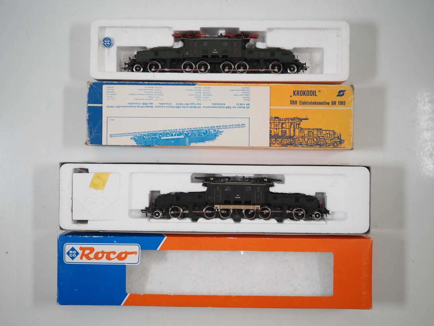 Lot 378 - A pair of ROCO Austrian outline HO gauge...