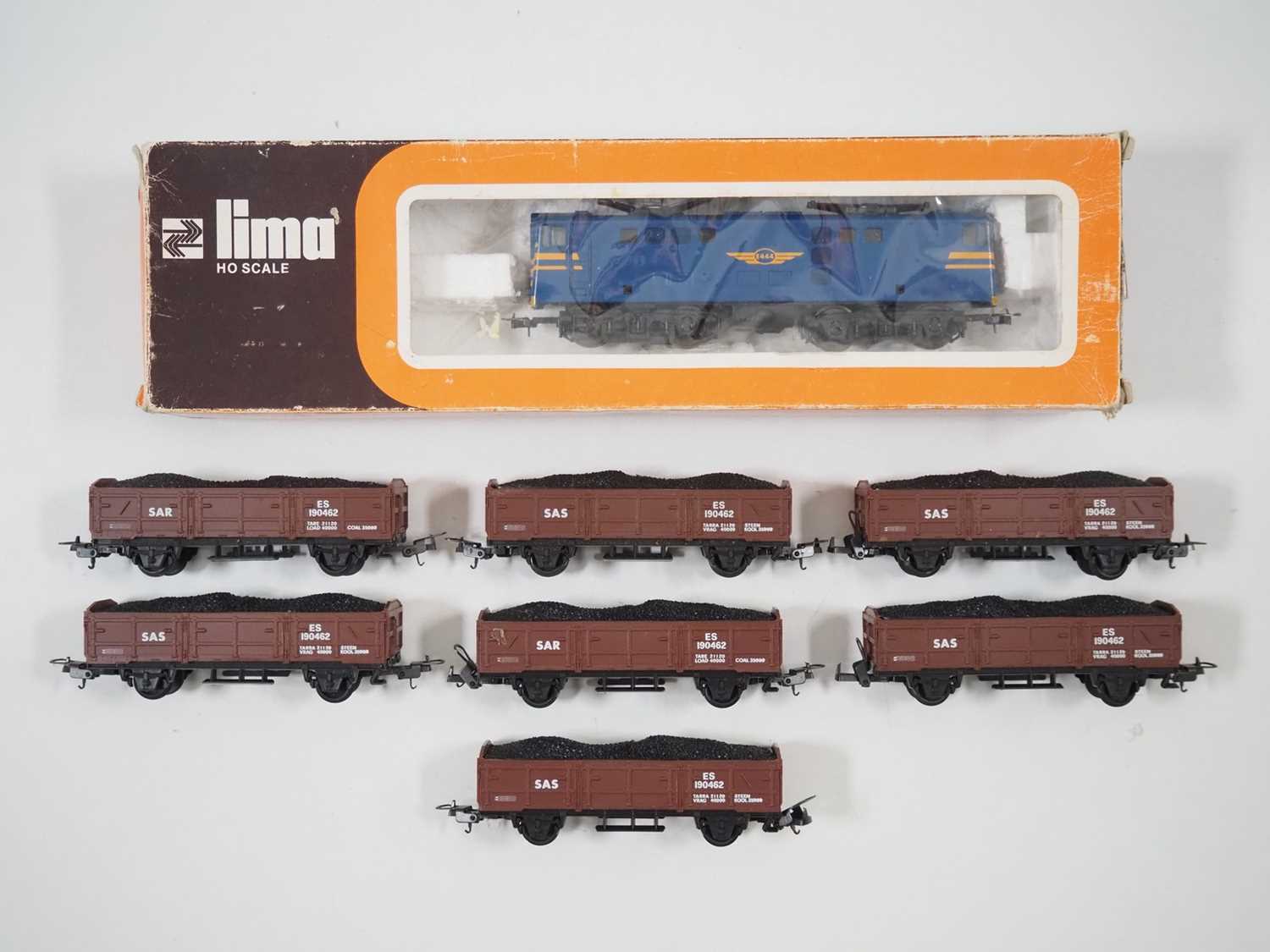 Lot 380 - A group of LIMA HO gauge South African