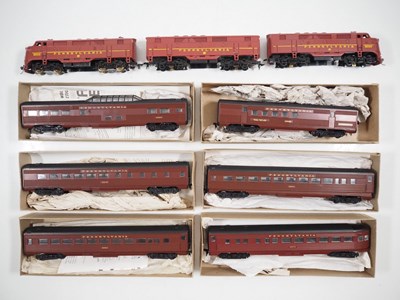 Lot 400 - A group of American outline HO gauge...