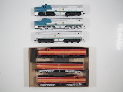 Lot 406 - A pair of ATHEARN American outline HO gauge...