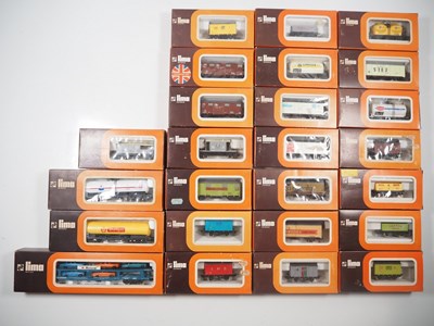 Lot 431 - A large group of LIMA HO gauge British outline...