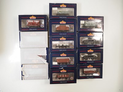 Lot 441 - A group of BACHMANN OO gauge wagons, various...