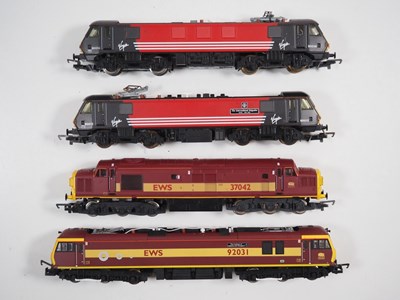 Lot 456 - A group of unboxed HORNBY OO gauge diesel and...