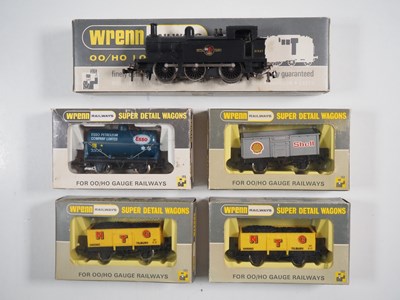 Lot 488 - A WRENN W2205 OO gauge R1 class tank...