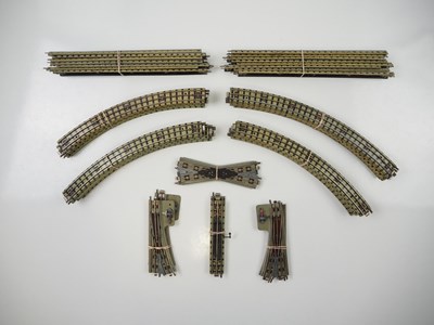 Lot 526 - A group of HORNBY DUBLO 3-rail OO gauge track...