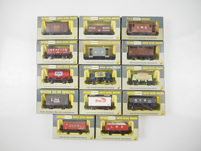 Lot 541 - A mixed group of WRENN OO gauge wagons of...