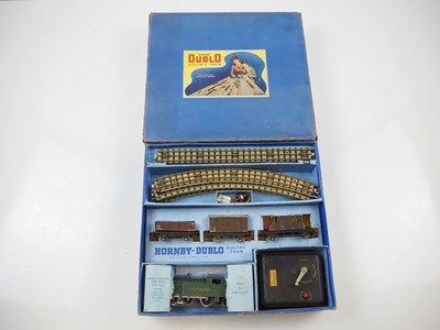 Lot 571 - A HORNBY DUBLO OO gauge EDG7 3-rail SR Tank...