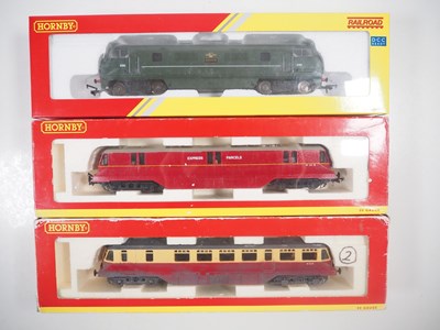 Lot 610 - A group of HORNBY OO gauge diesel and electric...