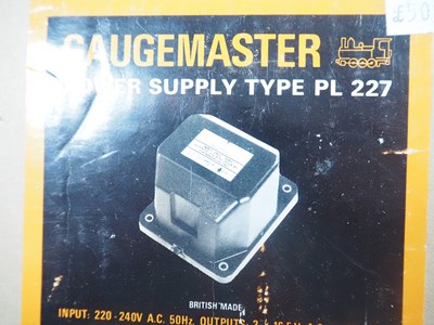 Lot 623 - A group of GAUGEMASTER controllers,...