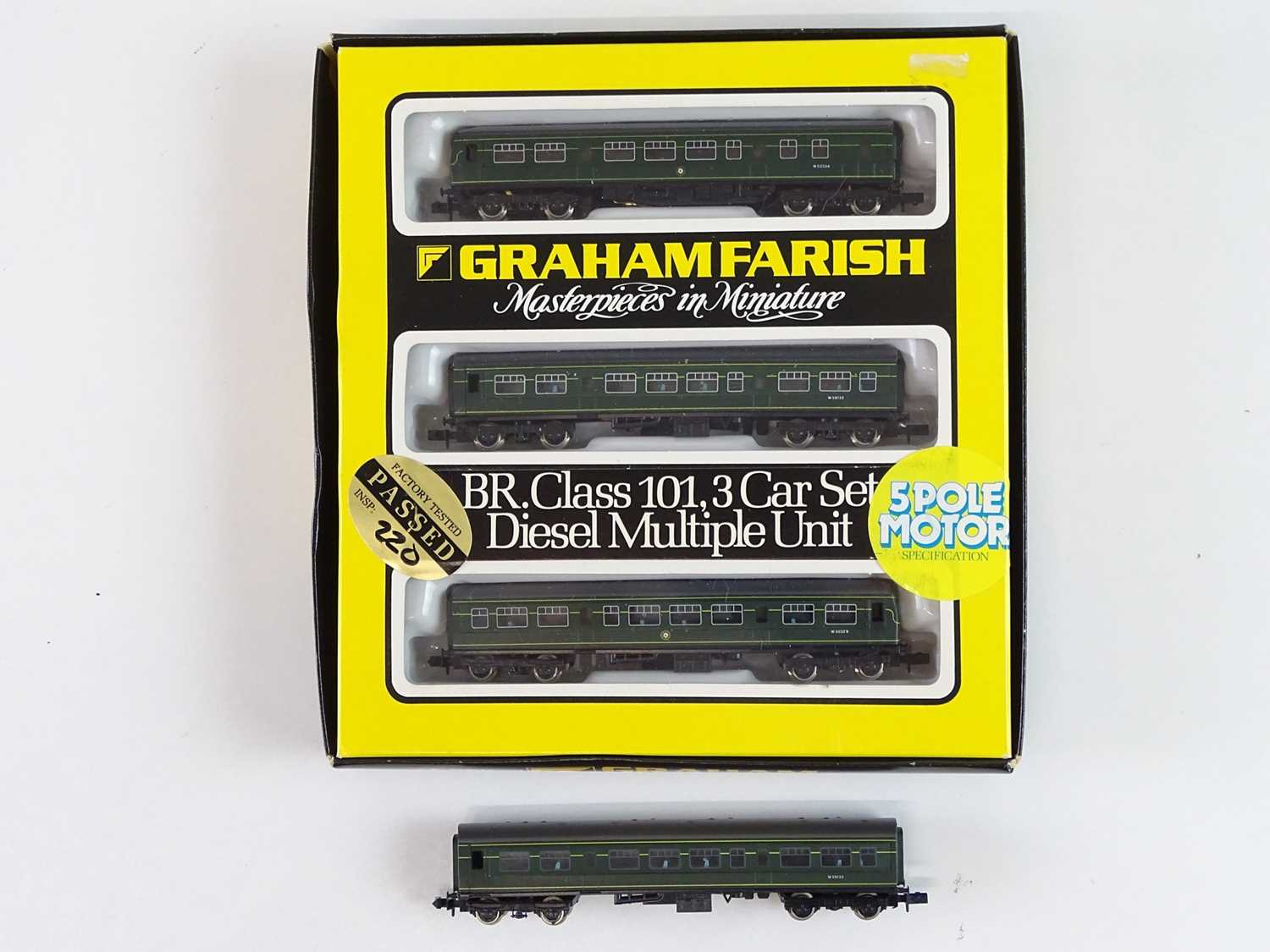 Lot 1 - A GRAHAM FARISH N Gauge Class 101 3-car DMU in...