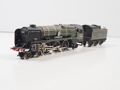 Lot 669 - A WRENN OO gauge W2269X Rebuilt Bulleid...