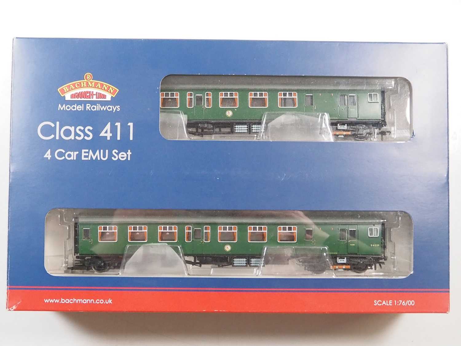 Lot 676 - A BACHMANN 31-425 OO gauge 4-CEP Class 4-Car...