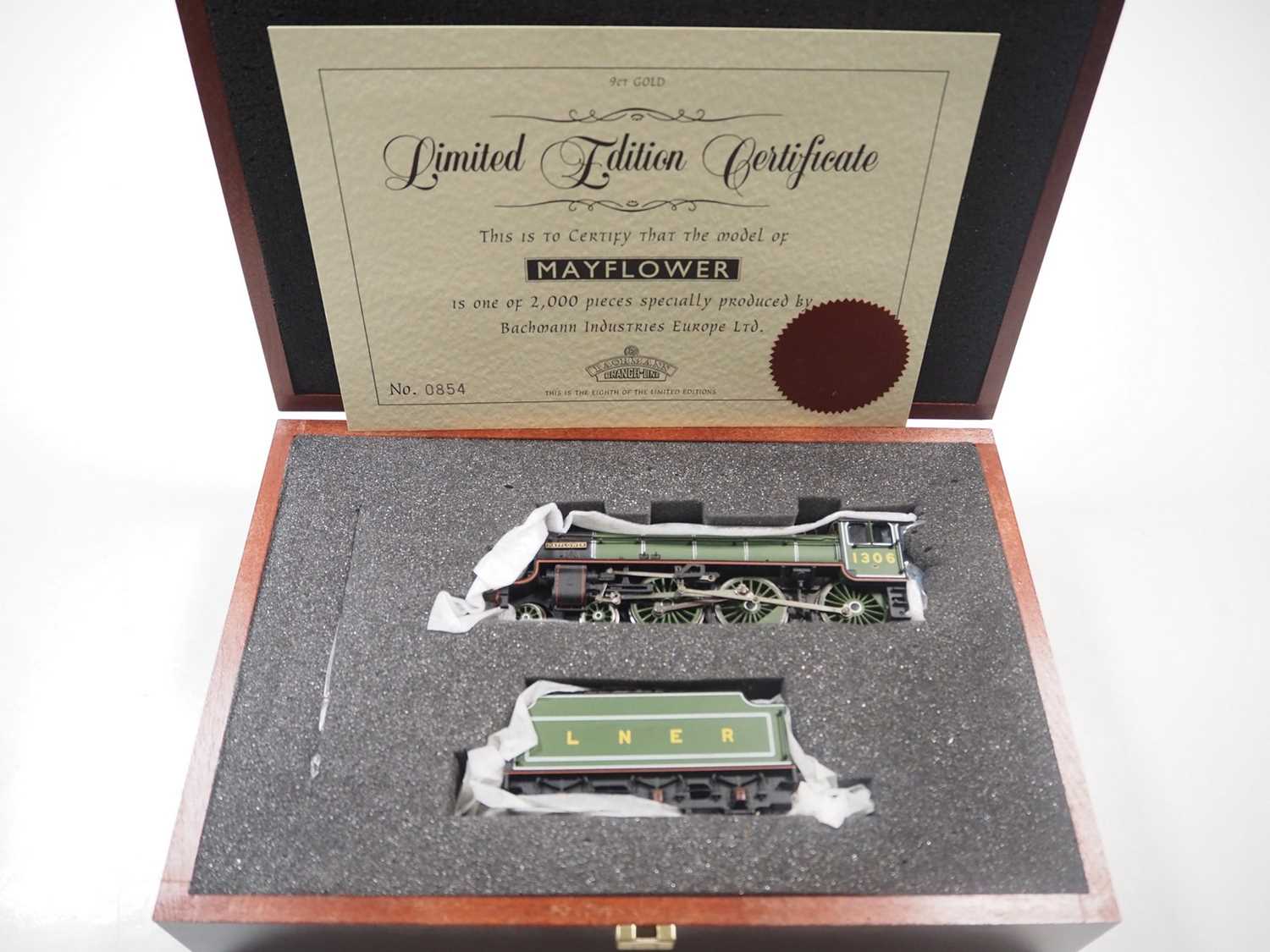 Lot 679 - A BACHMANN OO gauge class B1 steam locomotive...