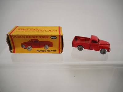 Lot 7 - A group of DUBLO DINKY vans comprising boxed...