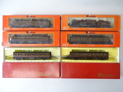 Lot 150 - A group of HO Scale British Outline items by...