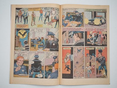 Lot 407 - BATMAN #423 - (1988 - DC) - Classic Batman...