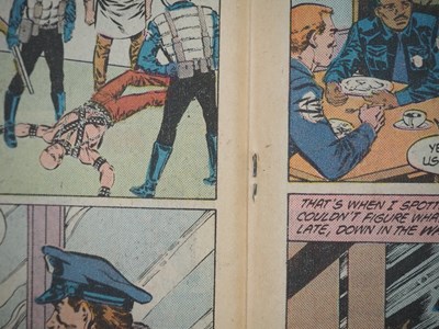 Lot 407 - BATMAN #423 - (1988 - DC) - Classic Batman...