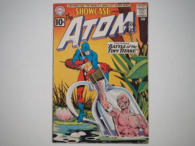 Lot 596 - SHOWCASE: THE ATOM #34 (1961 - DC) - The first...