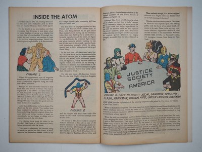 Lot 596 - SHOWCASE: THE ATOM #34 (1961 - DC) - The first...